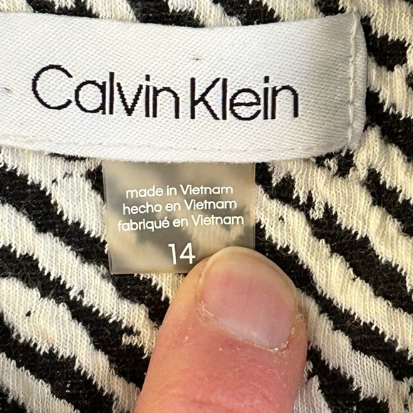 Calvin Klein Black/White Dress Sz 14 - Picture 7 of 8